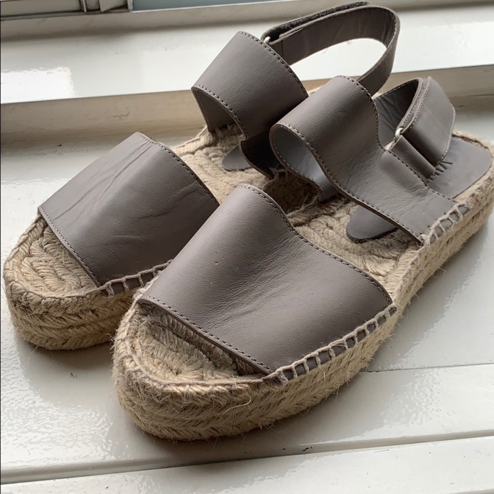Vince Sandals size 6